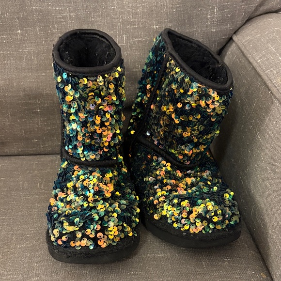 UGG Other - UGG Classic Short Stellar Sequin Boots